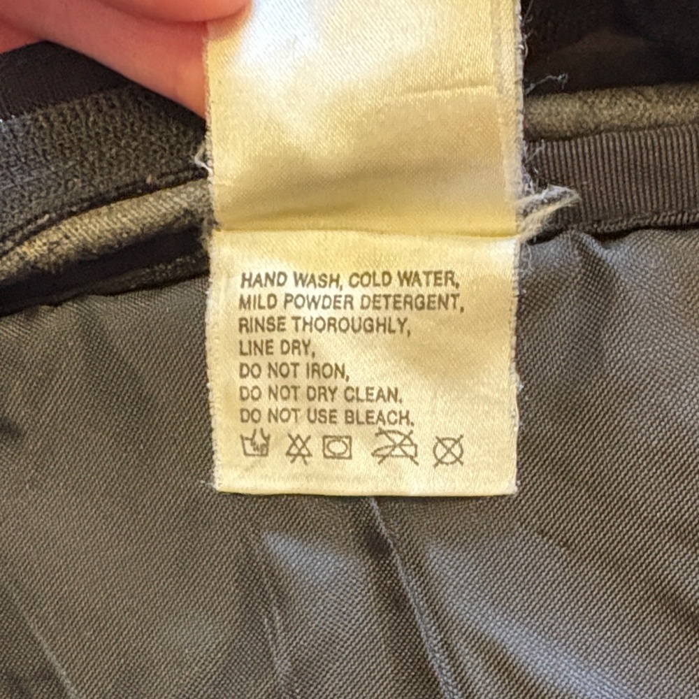 The North Face Ahwahnee Black Everyday Backpack. - Picture 5 of 6